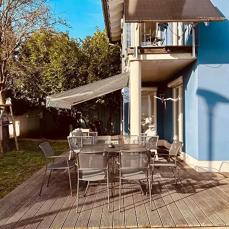 Semesterbostad Theblue Oak