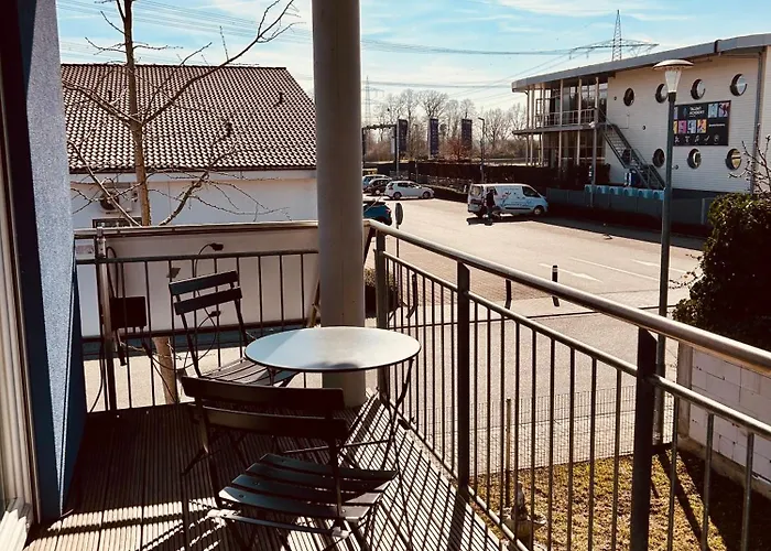 Theblue Oak Semesterbostad Rust